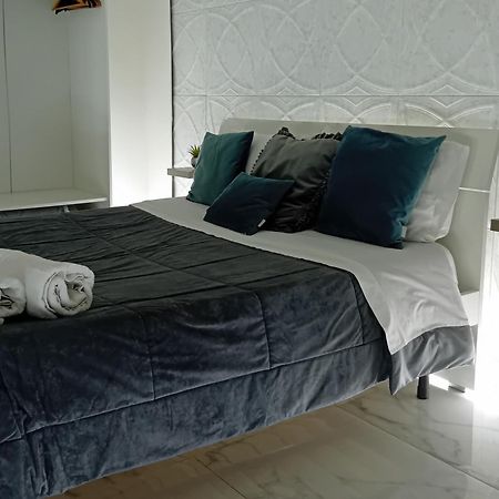 דירות נאפולי Donna Rita House מראה חיצוני תמונה