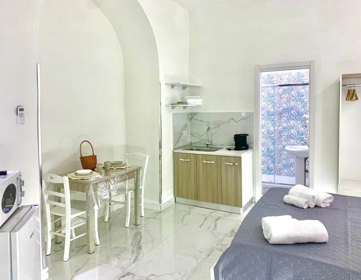 דירות נאפולי Donna Rita House מראה חיצוני תמונה